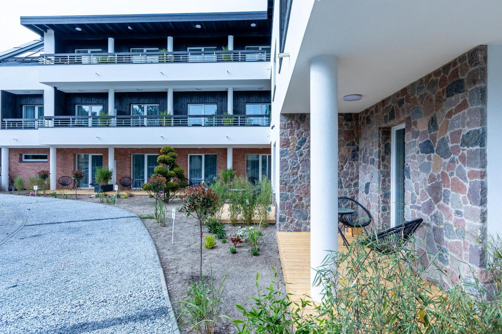 Apartamenty Przy Plazy Z Basenem Z Podgrzewana Woda I Mini Spa - Osrodek Kolonijno-Wczasowy Mewa Niechorze Dış mekan fotoğraf